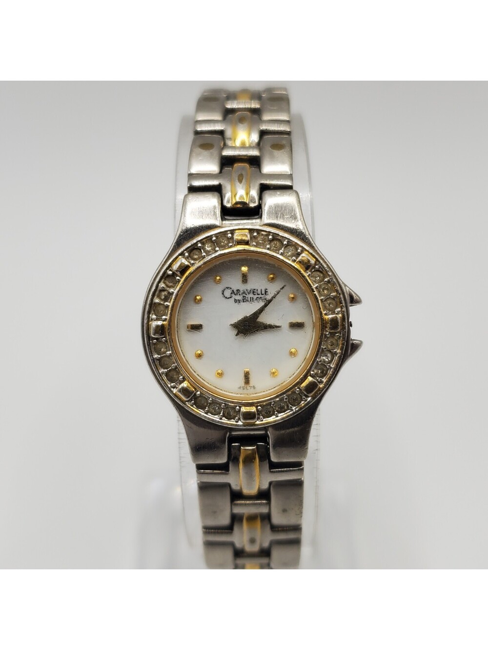 Caravelle By Bulova Watch Womens Quartz Watch For Parts Or Repair